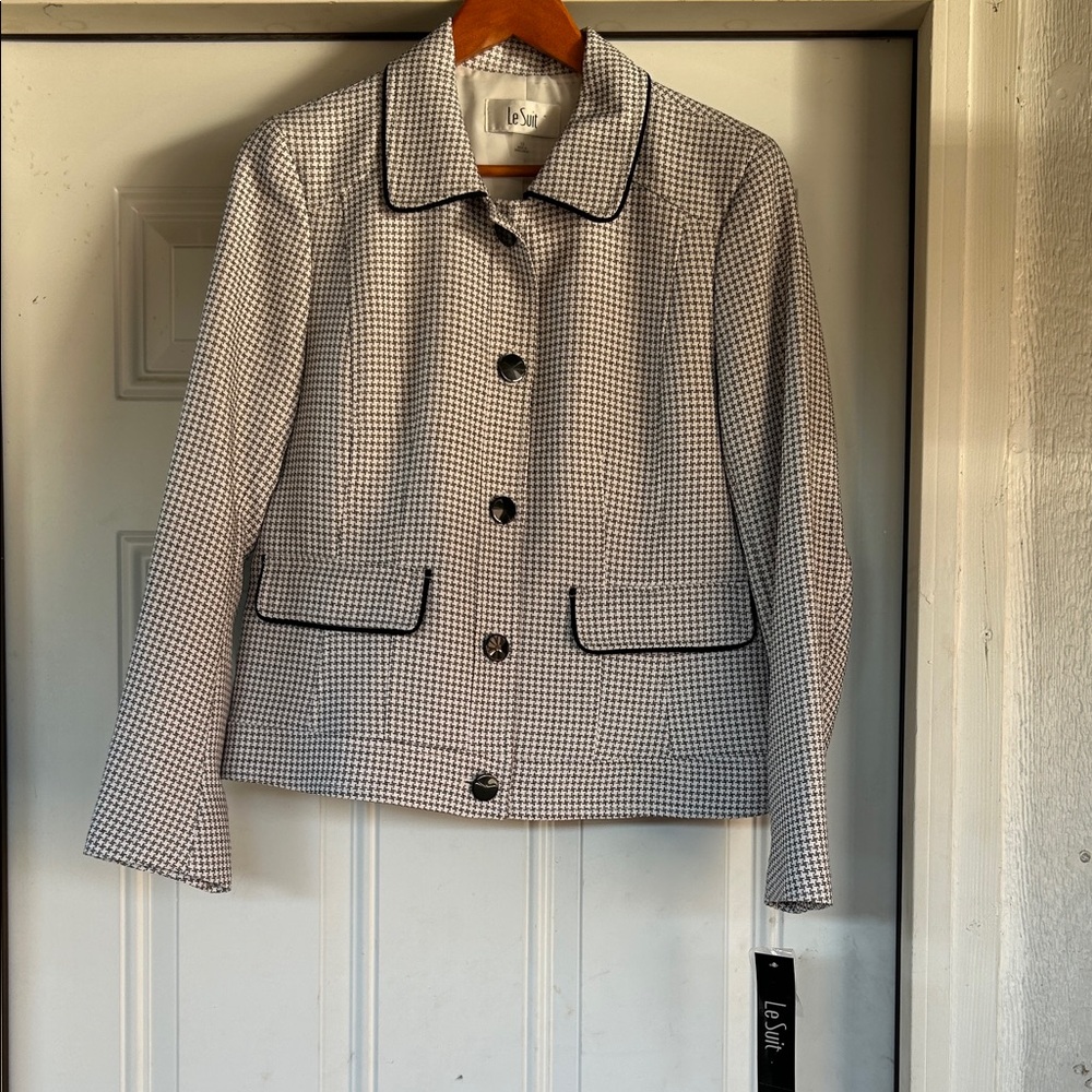 Le Suit Black and White Houndstooth Collar Jacket